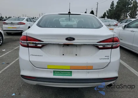 2017 Ford Fusion Se Hybrid z USA, uszkodzony, nr VIN 3FA6P0LU1HR409727